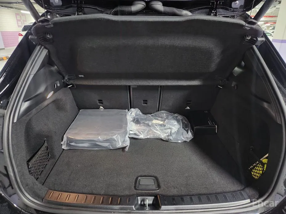 Фото 16 - Mercedes-Benz EQA