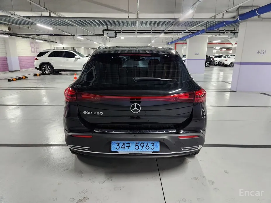 Фото 5 - Mercedes-Benz EQA