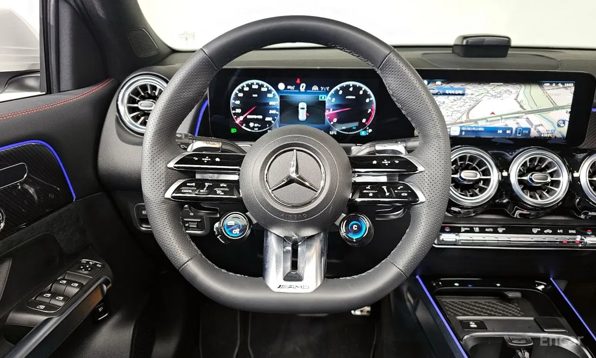 Фото 13 - Mercedes-Benz GLB-Class