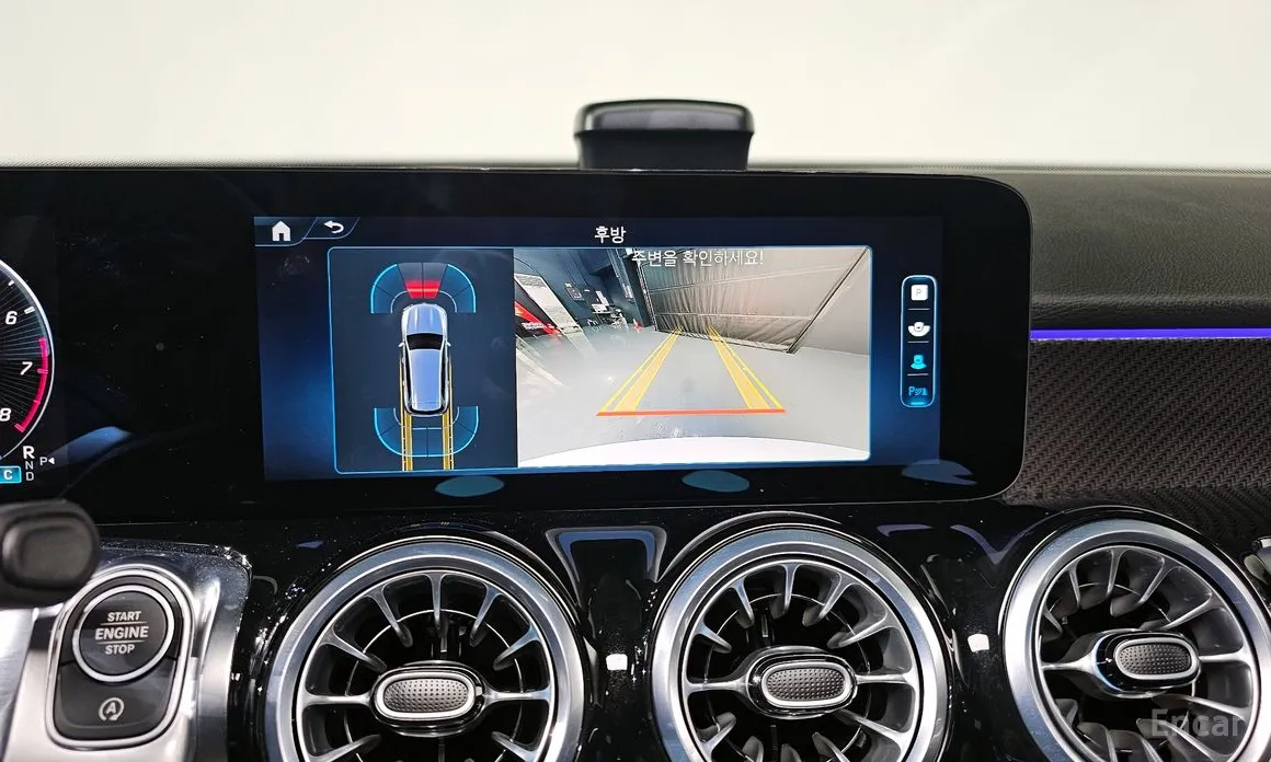 Фото 16 - Mercedes-Benz GLB-Class