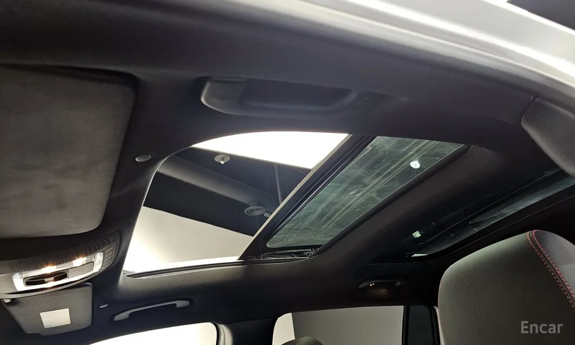 Фото 19 - Mercedes-Benz GLB-Class