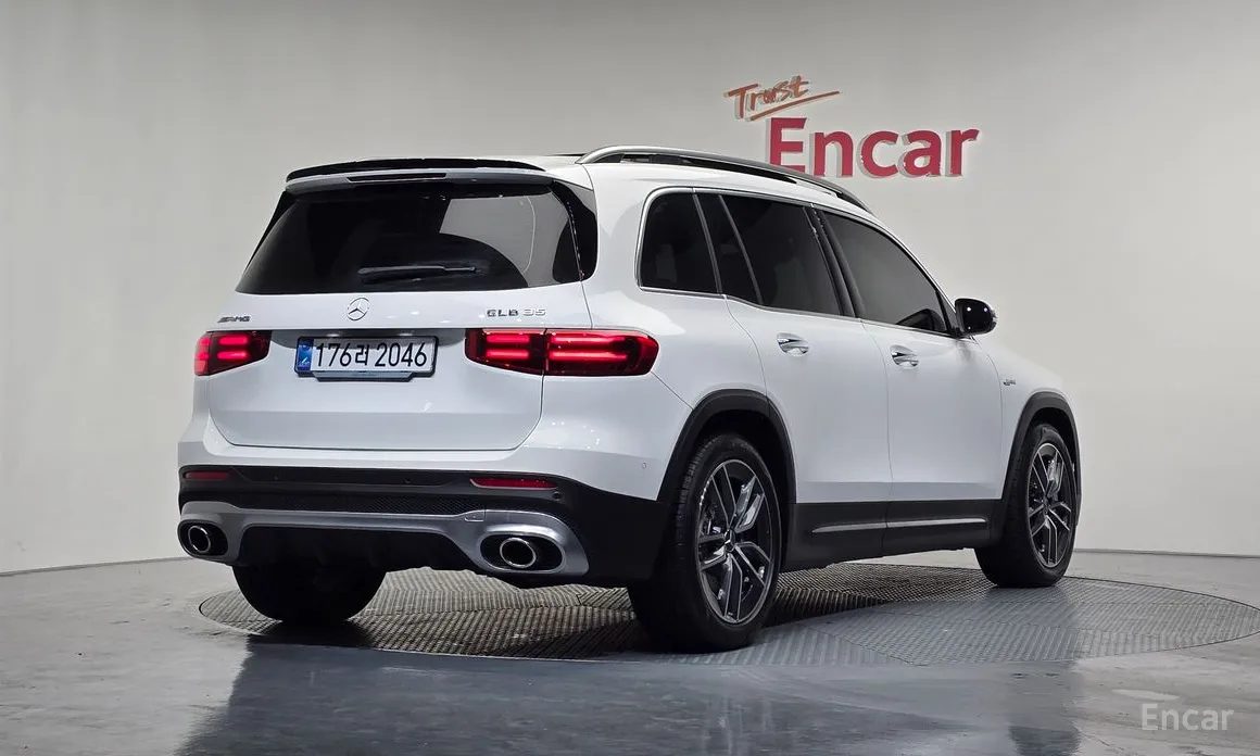 Фото 2 - Mercedes-Benz GLB-Class