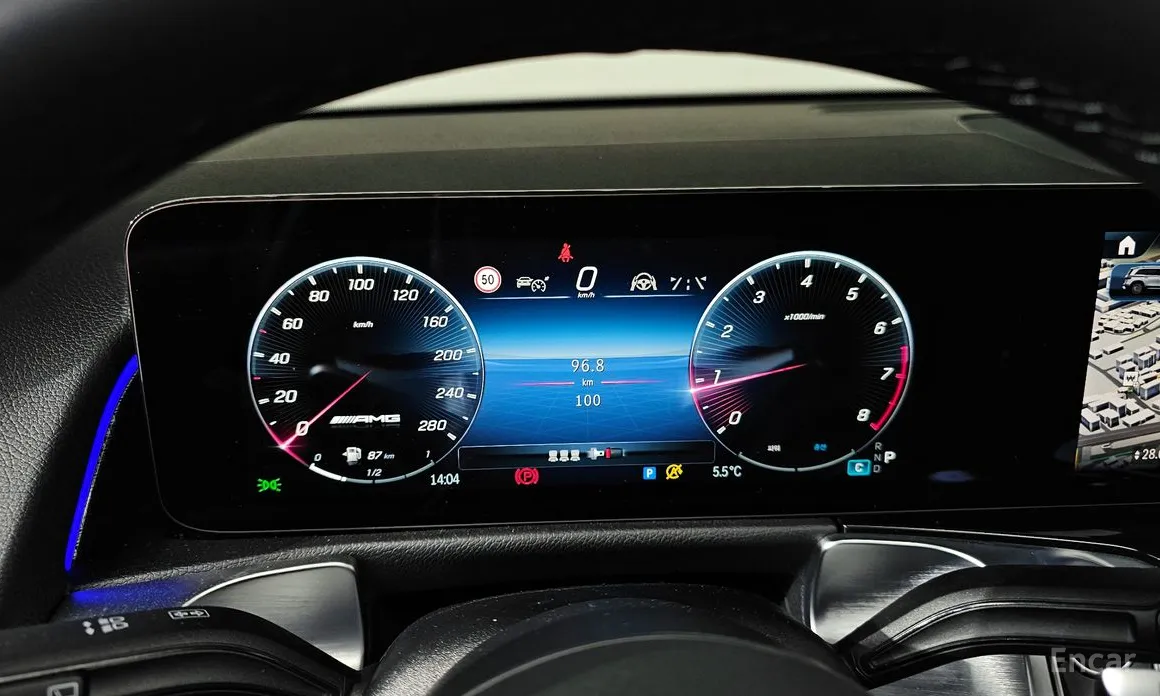 Фото 8 - Mercedes-Benz GLB-Class