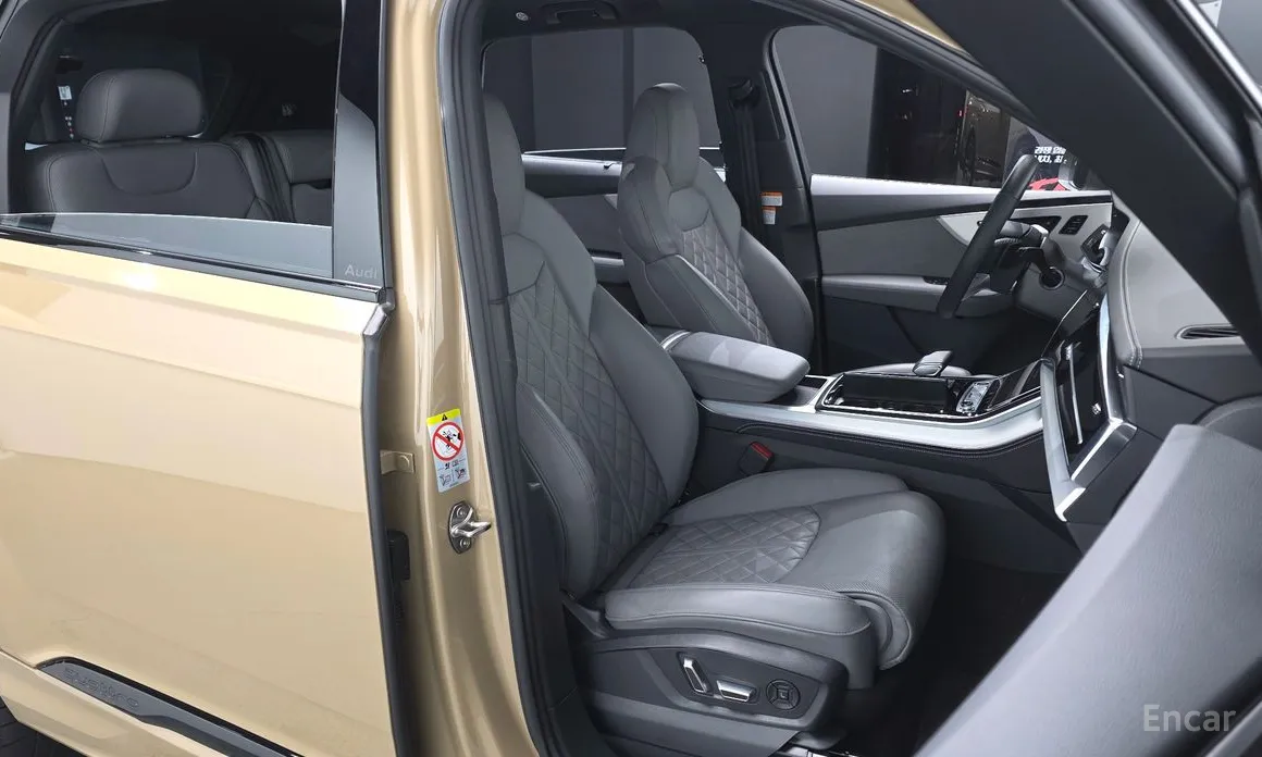 Фото 10 - Audi Q7