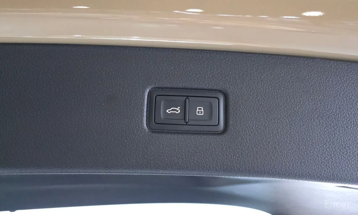 Фото 20 - Audi Q7