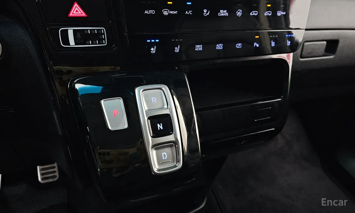 Фото 9 - Hyundai Staria