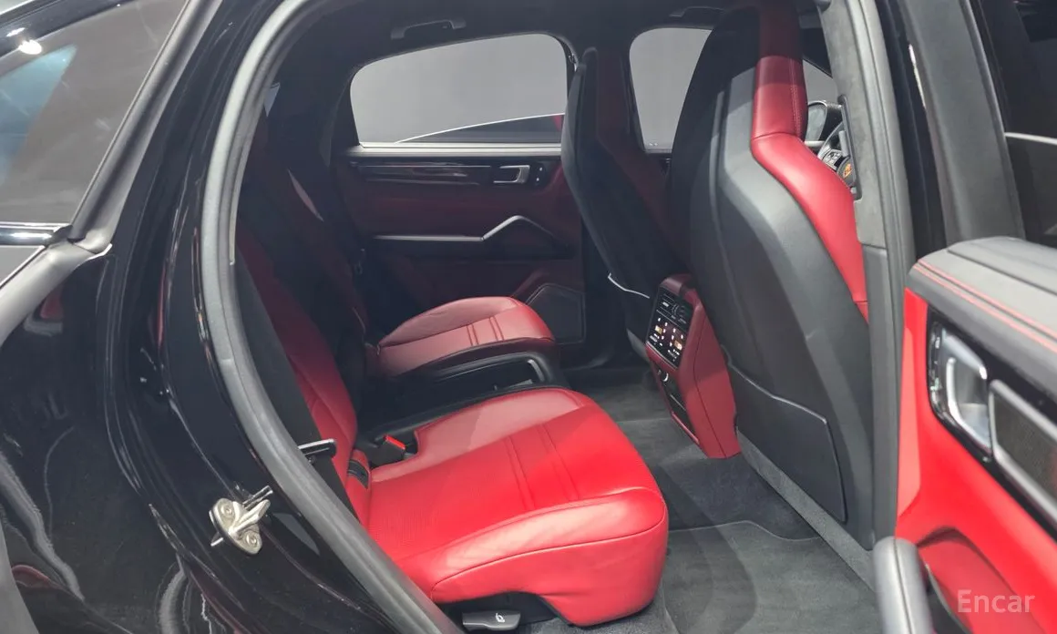 Фото 12 - Porsche Cayenne