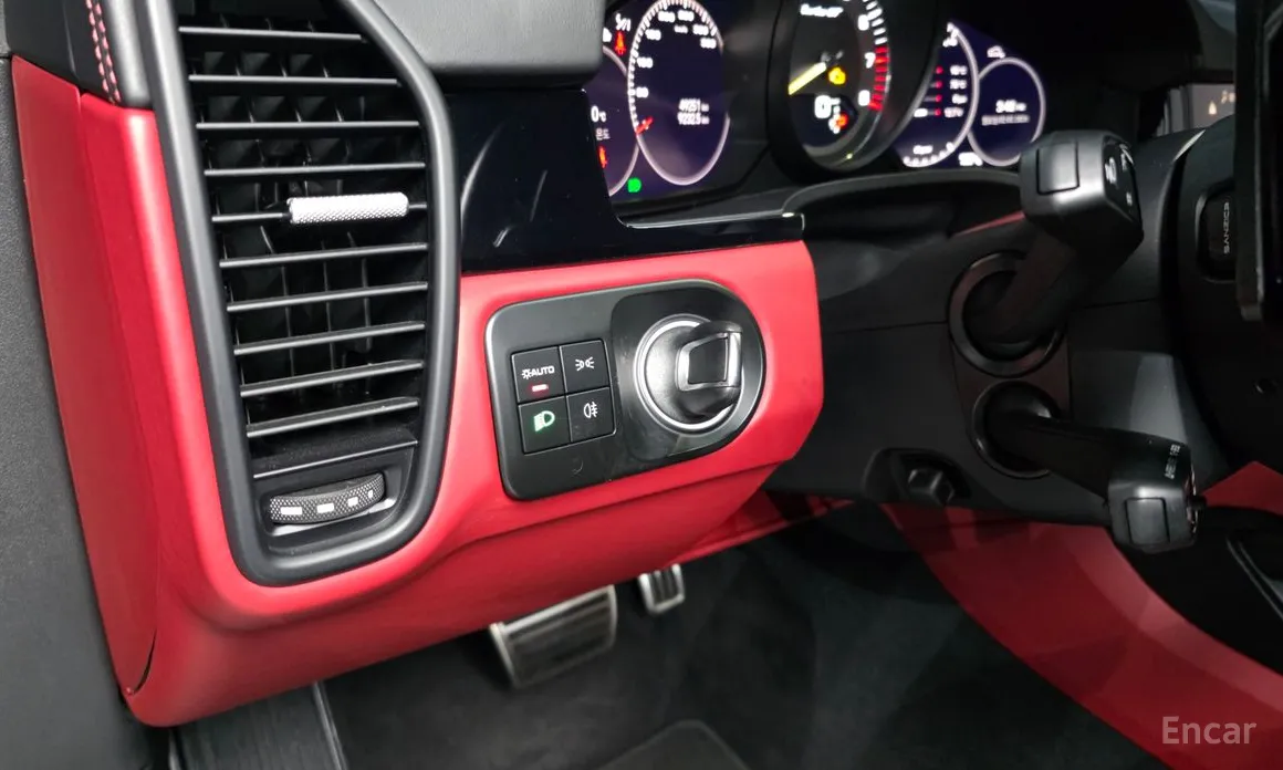 Фото 18 - Porsche Cayenne