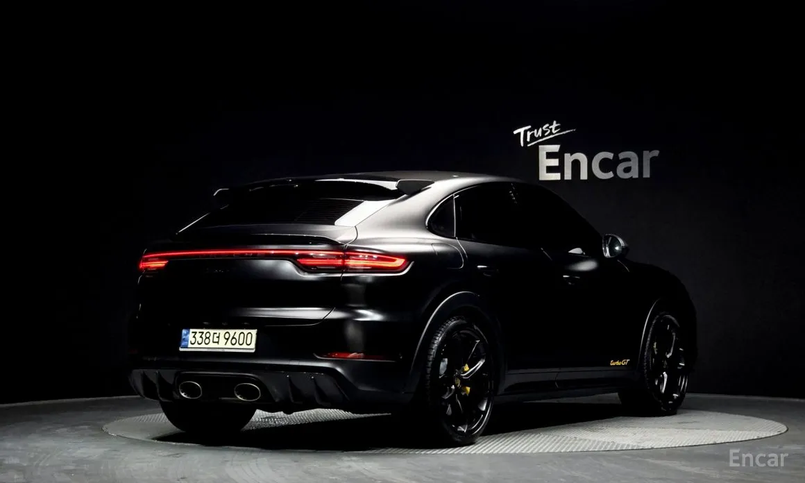 Фото 2 - Porsche Cayenne