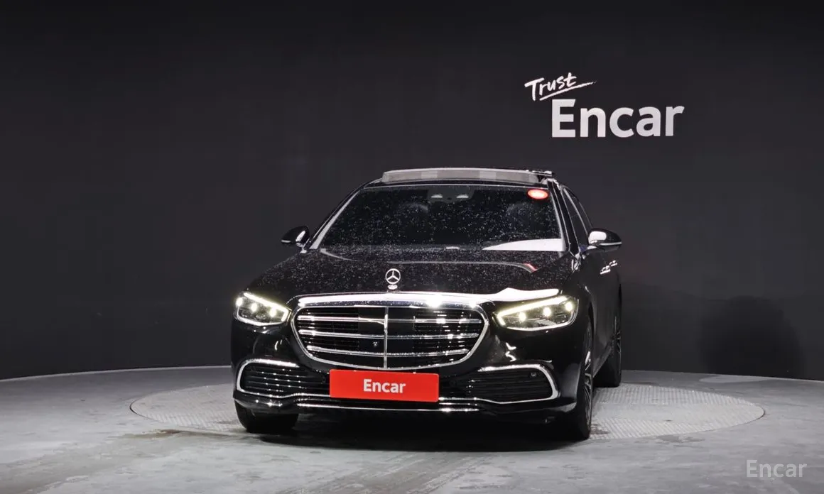 Фото 3 - Mercedes-Benz S-Class