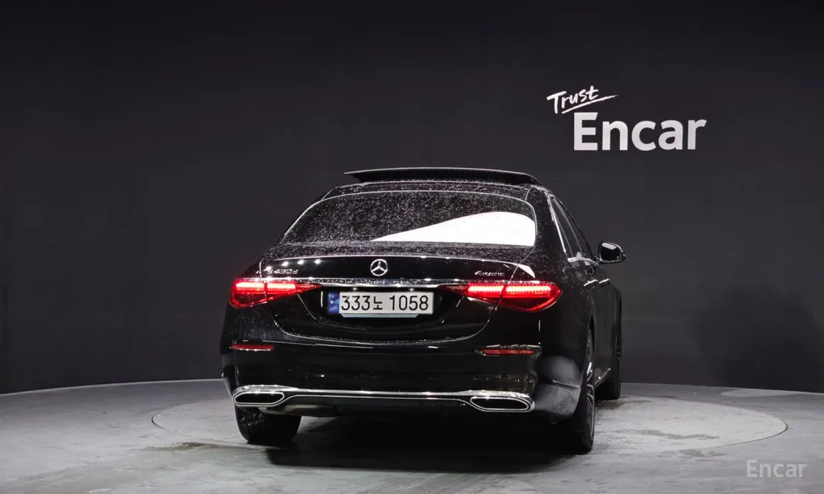 Фото 4 - Mercedes-Benz S-Class