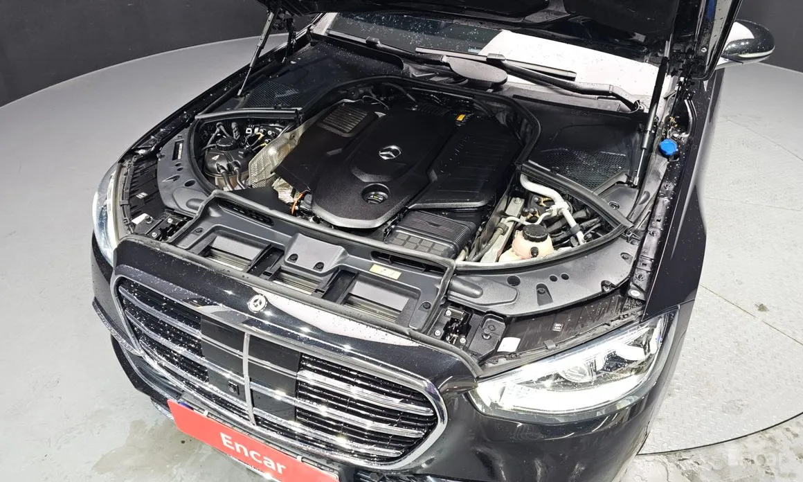 Фото 6 - Mercedes-Benz S-Class