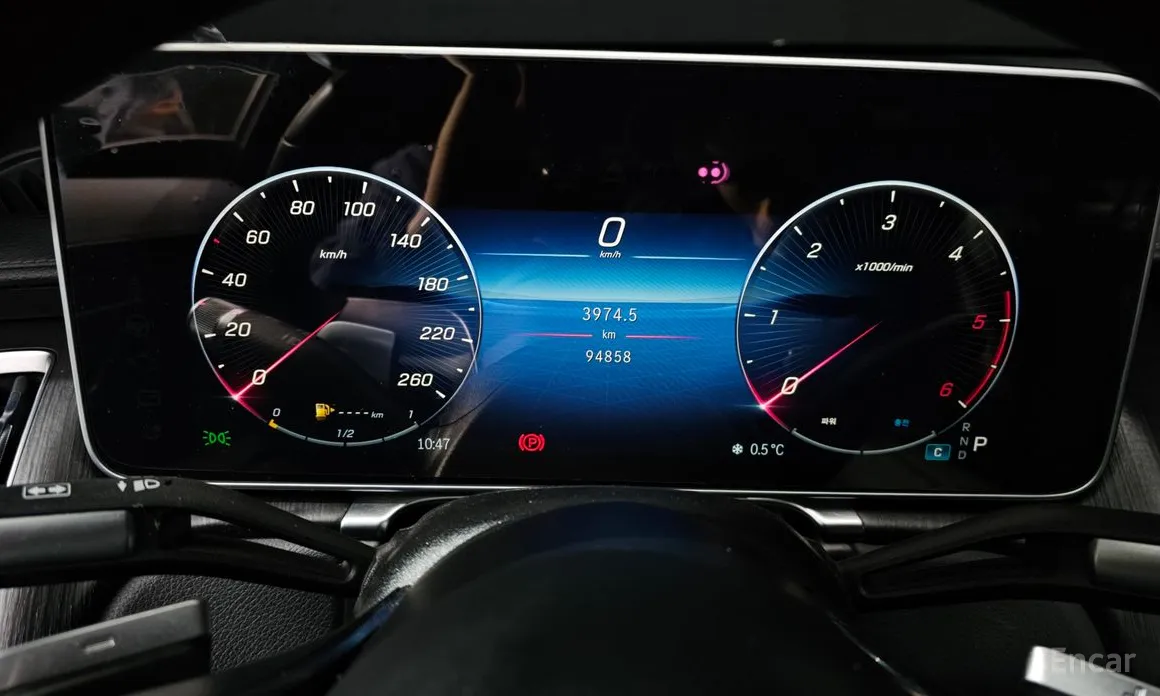 Фото 8 - Mercedes-Benz S-Class