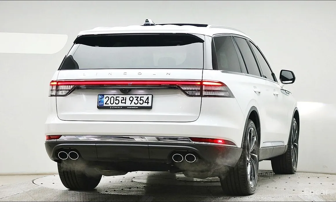 Фото 4 - Lincoln Aviator