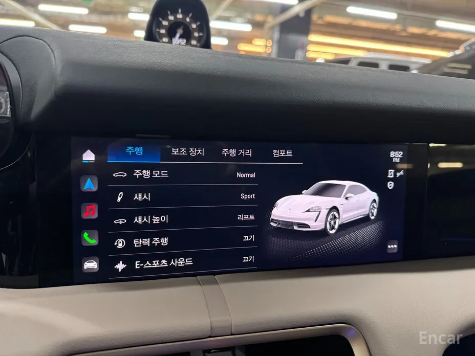 Фото 13 - Porsche Taycan