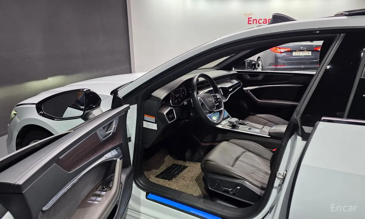 Фото 11 - Audi A7