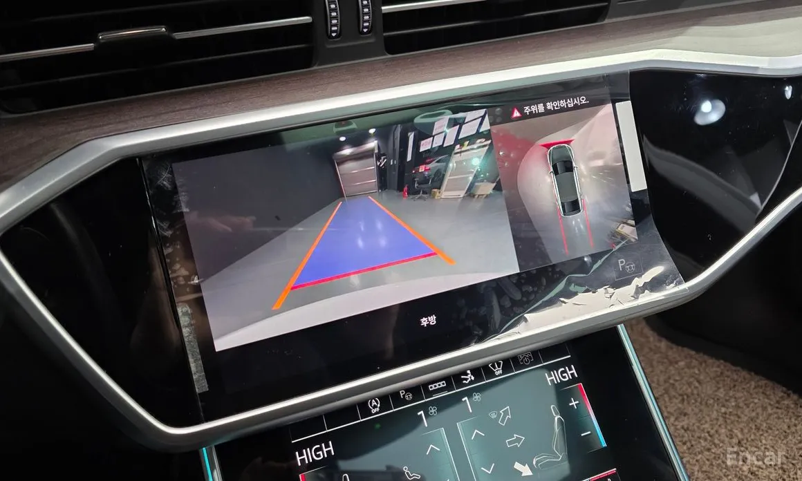 Фото 14 - Audi A7