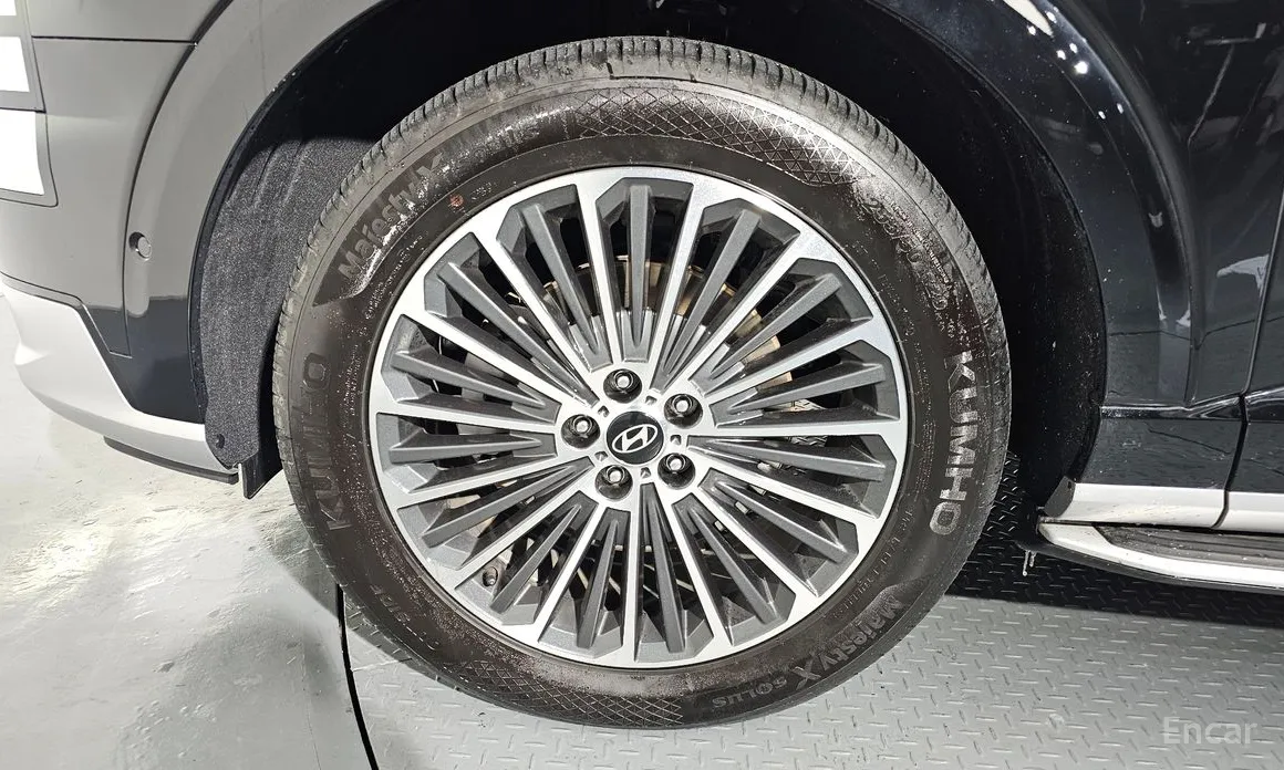 Photo 5 - Hyundai Palisade