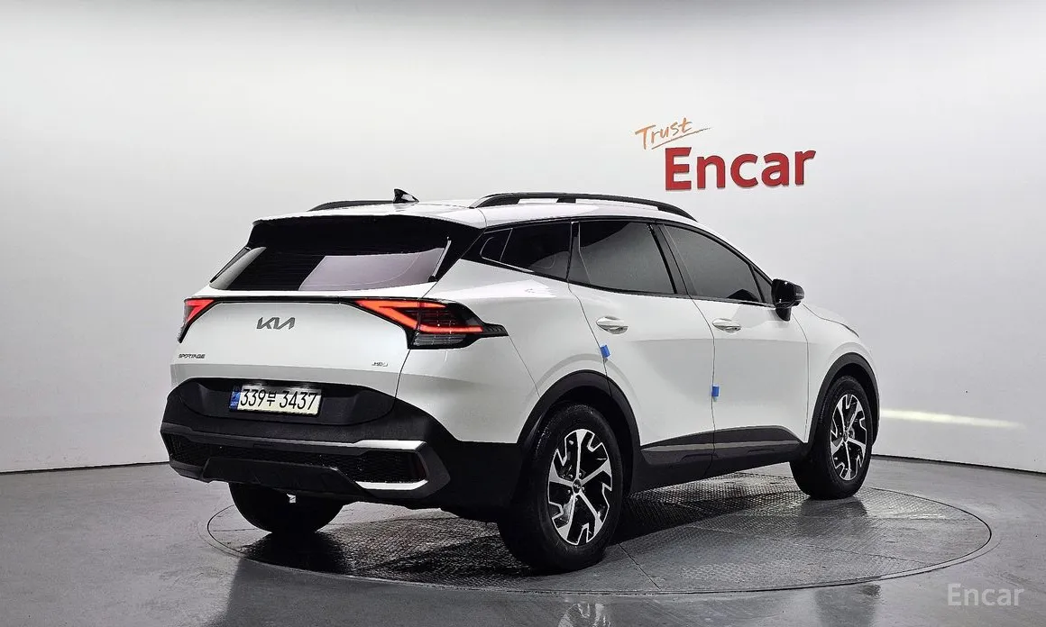 Фото 2 - Kia Sportage