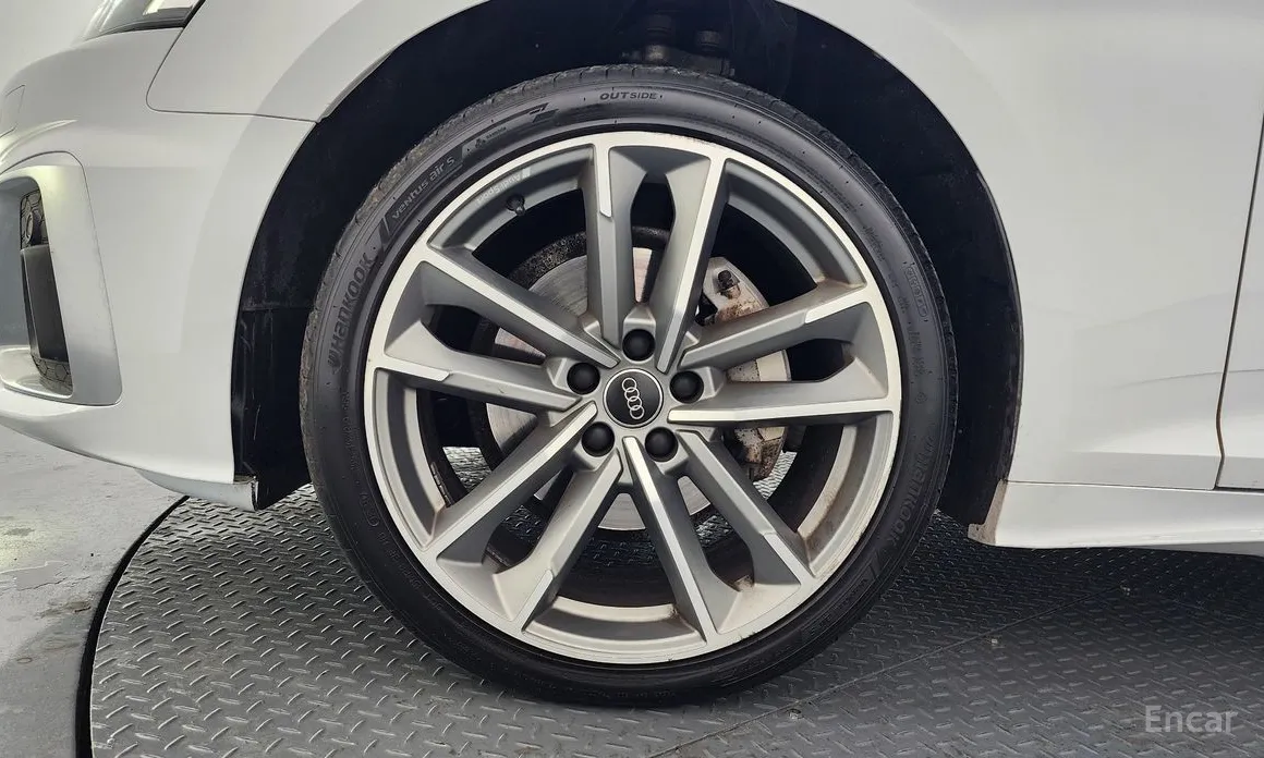 Фото 5 - Audi A5