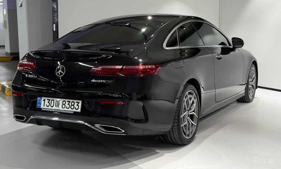 Фото 4 - Mercedes-Benz E-Class