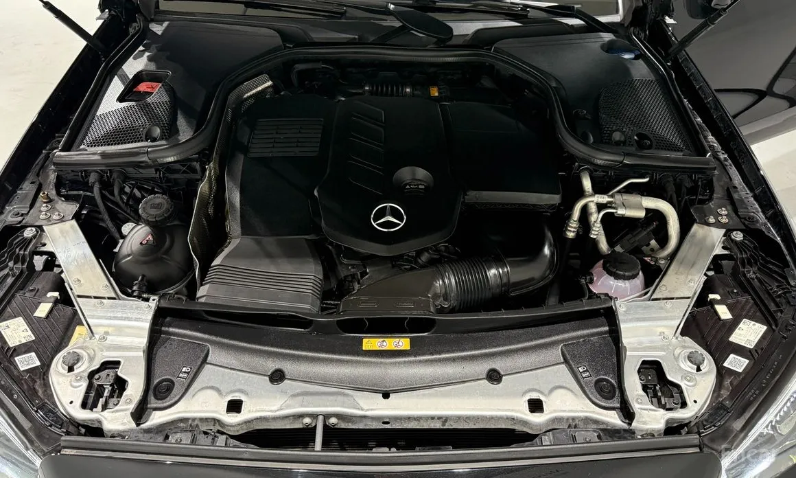 Фото 7 - Mercedes-Benz E-Class