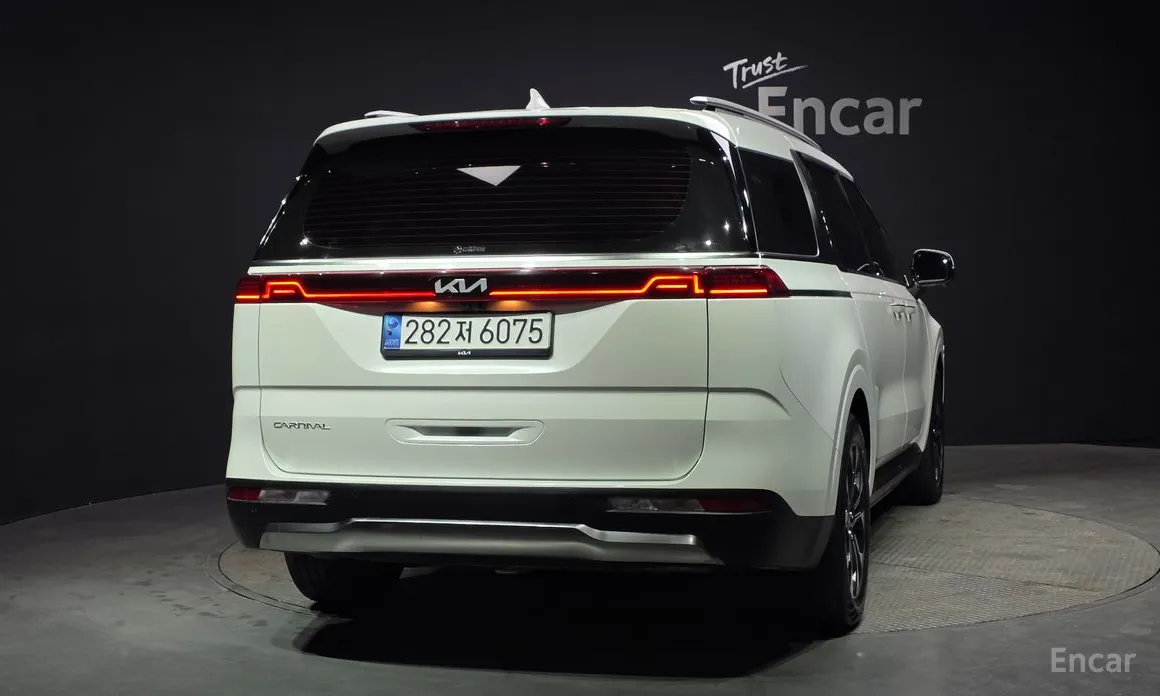 Zdjęcie 4 - Kia Carnival