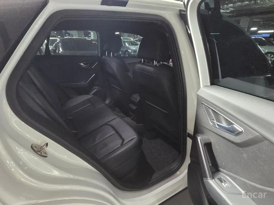 Фото 17 - Audi Q2