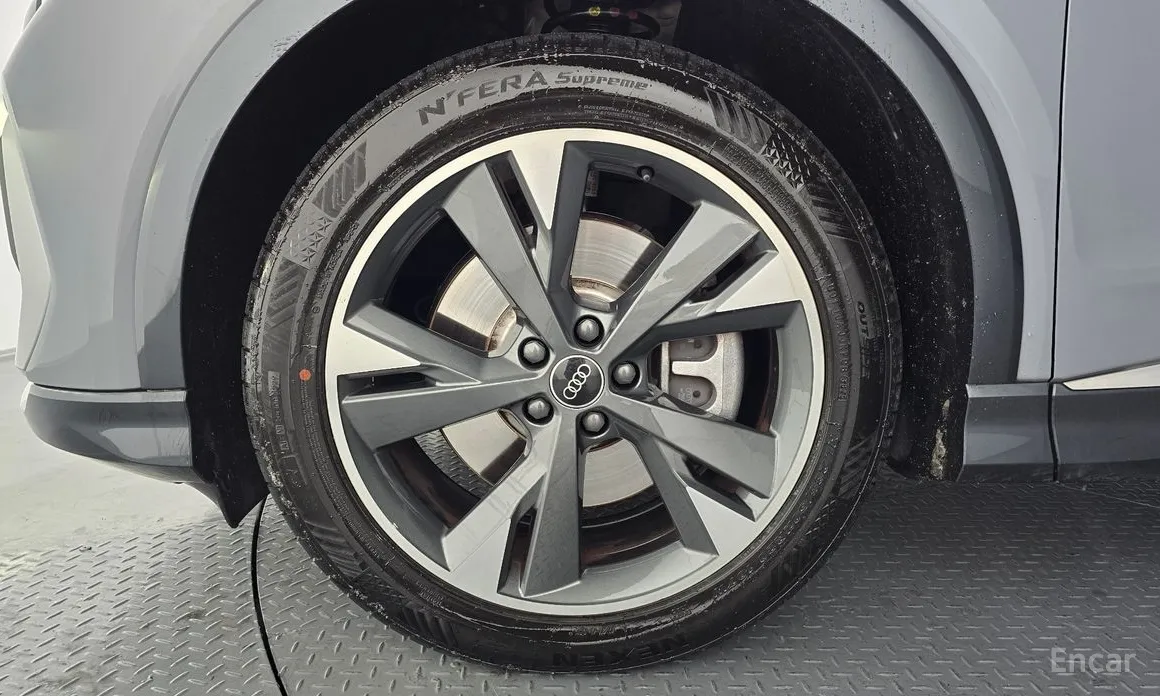 Фото 5 - Audi Q4 e-tron