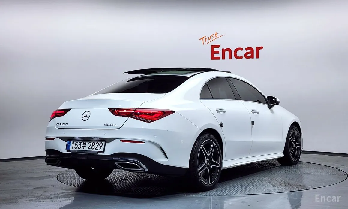 Фото 2 - Mercedes-Benz CLA-Class