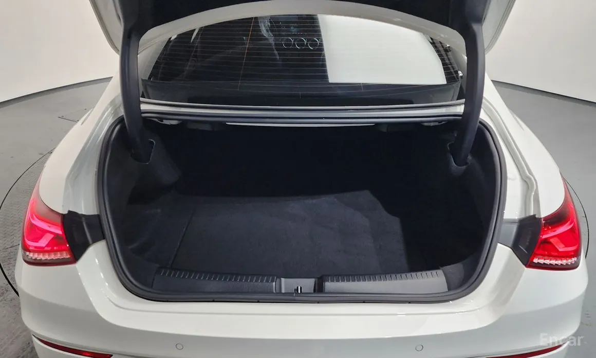 Фото 20 - Mercedes-Benz CLA-Class