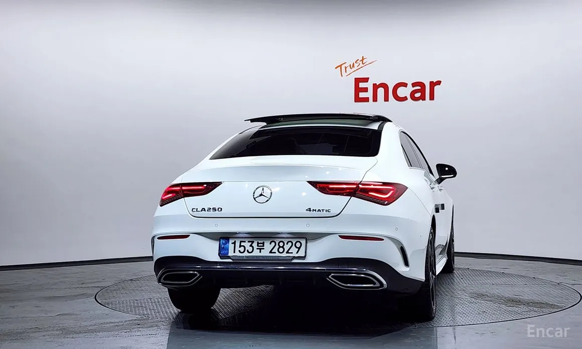 Фото 4 - Mercedes-Benz CLA-Class