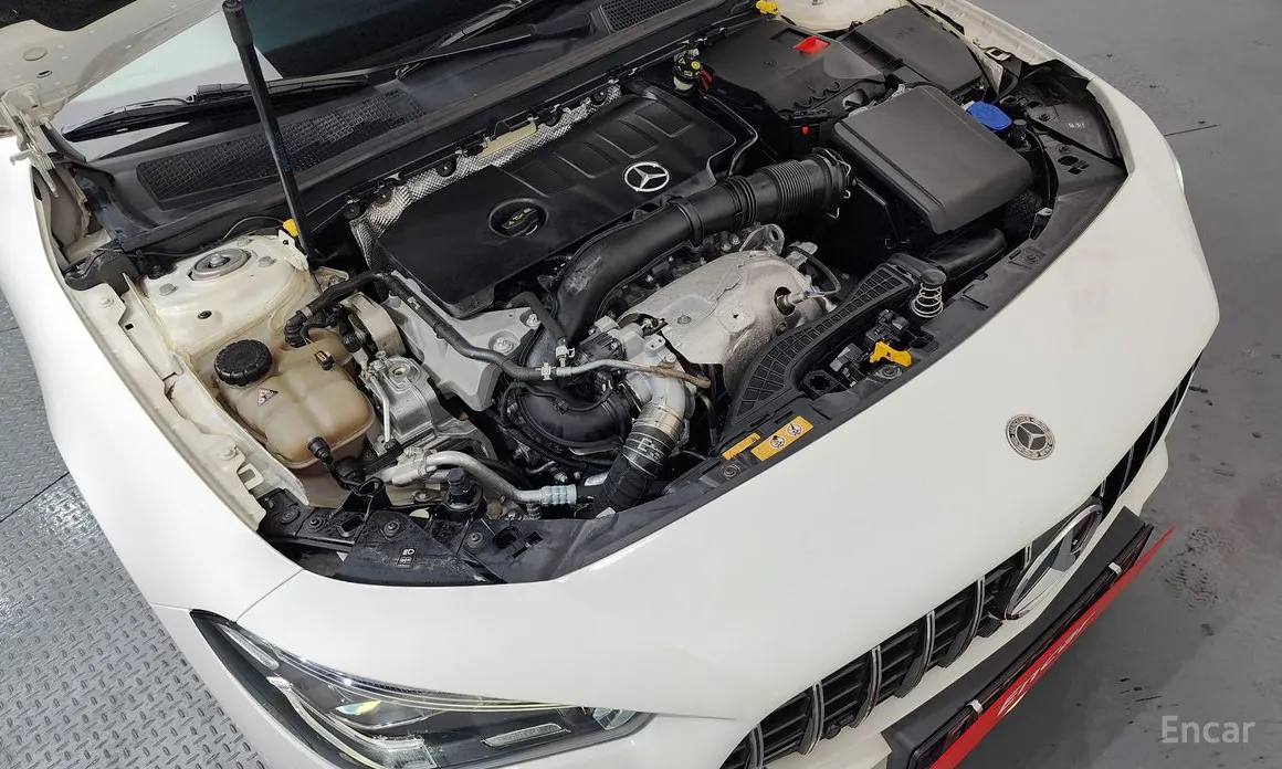 Фото 6 - Mercedes-Benz CLA-Class