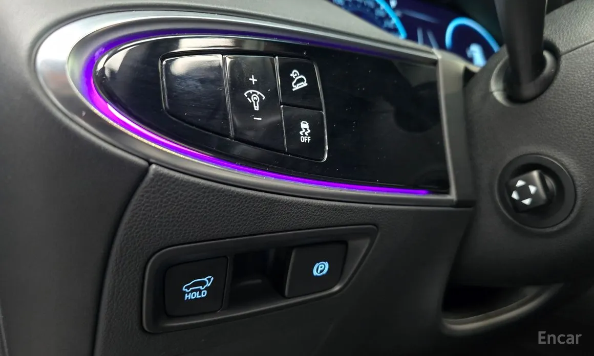 Фото 14 - Genesis GV70