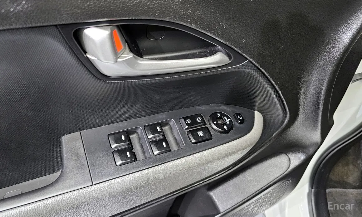 Фото 14 - Kia Ray