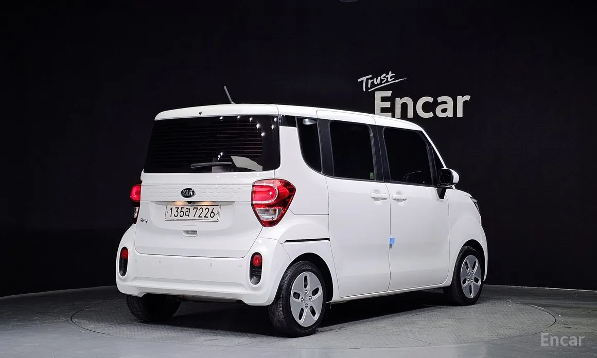 Фото 2 - Kia Ray