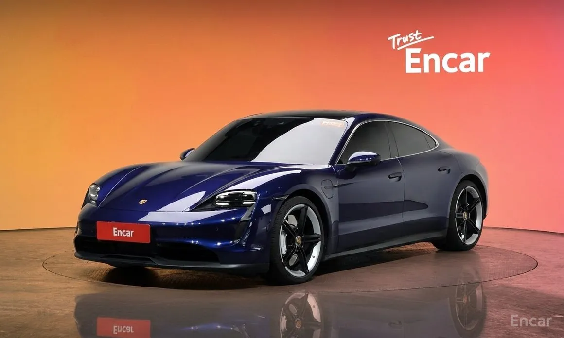 Фото 1 - Porsche Taycan