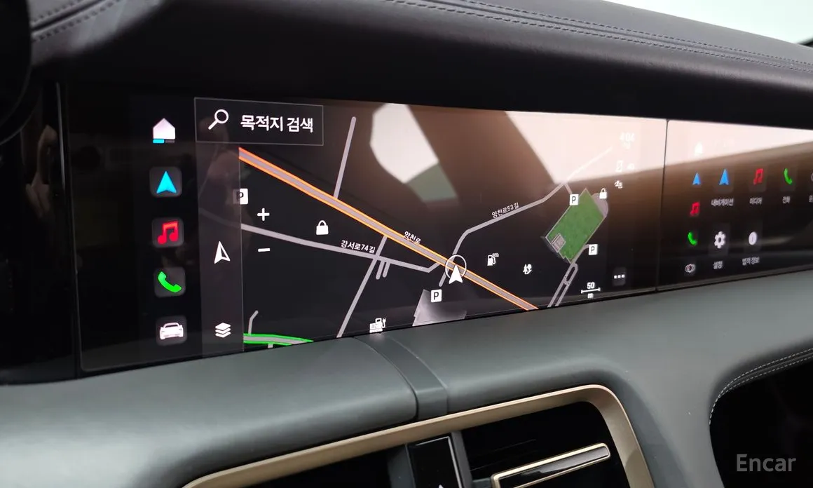 Фото 14 - Porsche Taycan