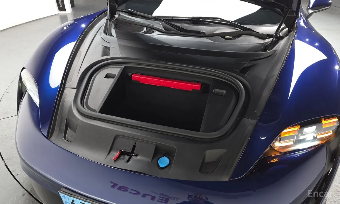 Фото 6 - Porsche Taycan