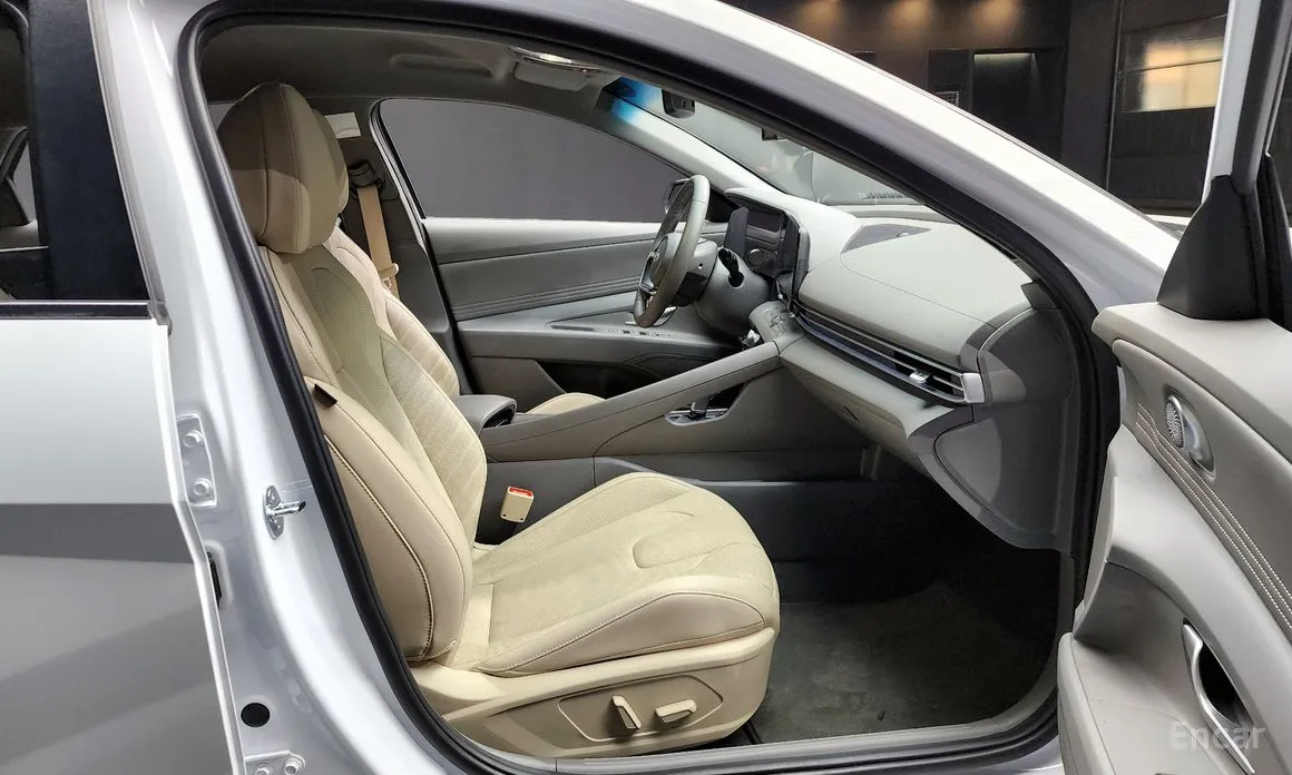 Hyundai Avante 2023 1.6