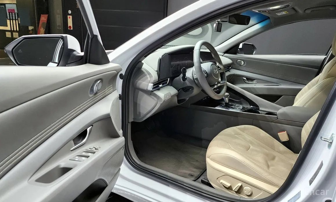 Hyundai Avante 2023 1.6