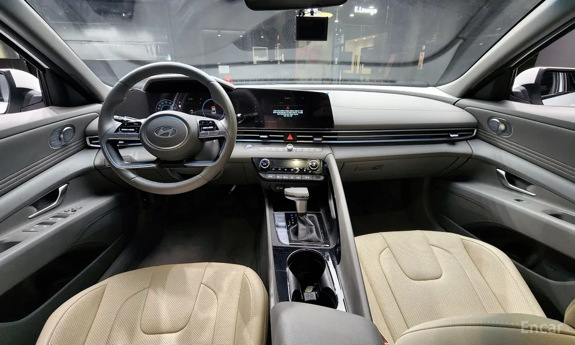 Hyundai Avante 2023 1.6