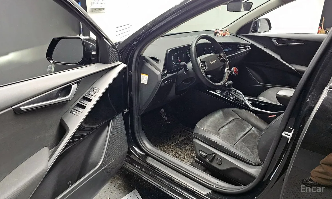 Фото 10 - Kia Niro