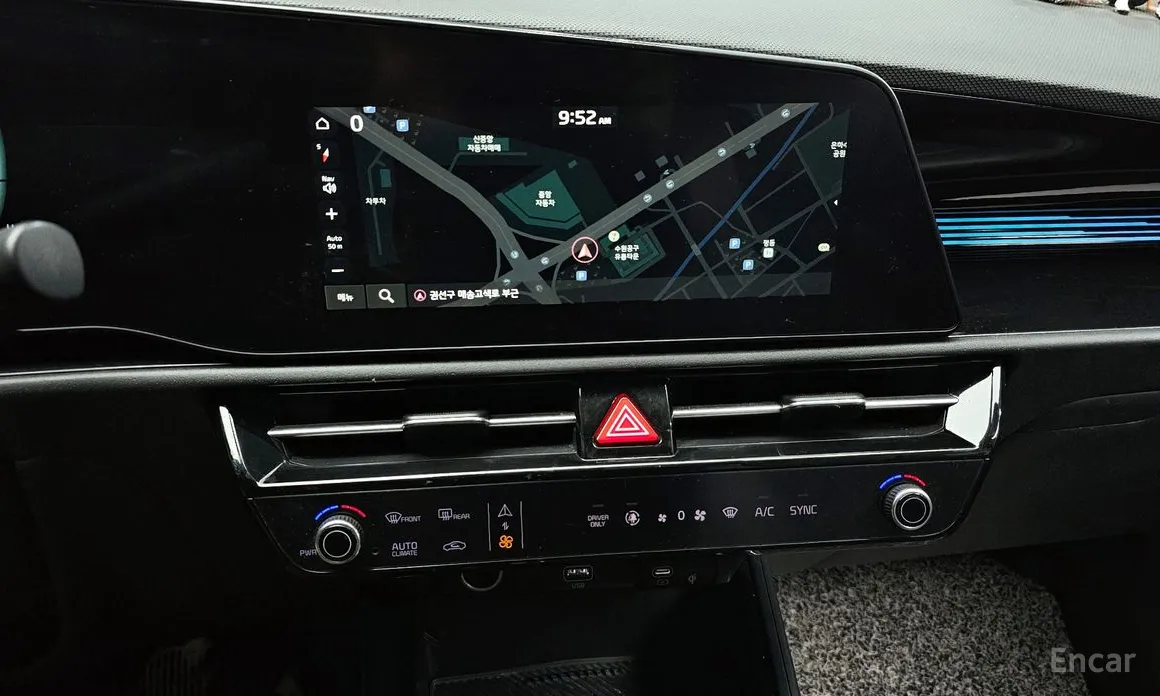 Фото 14 - Kia Niro