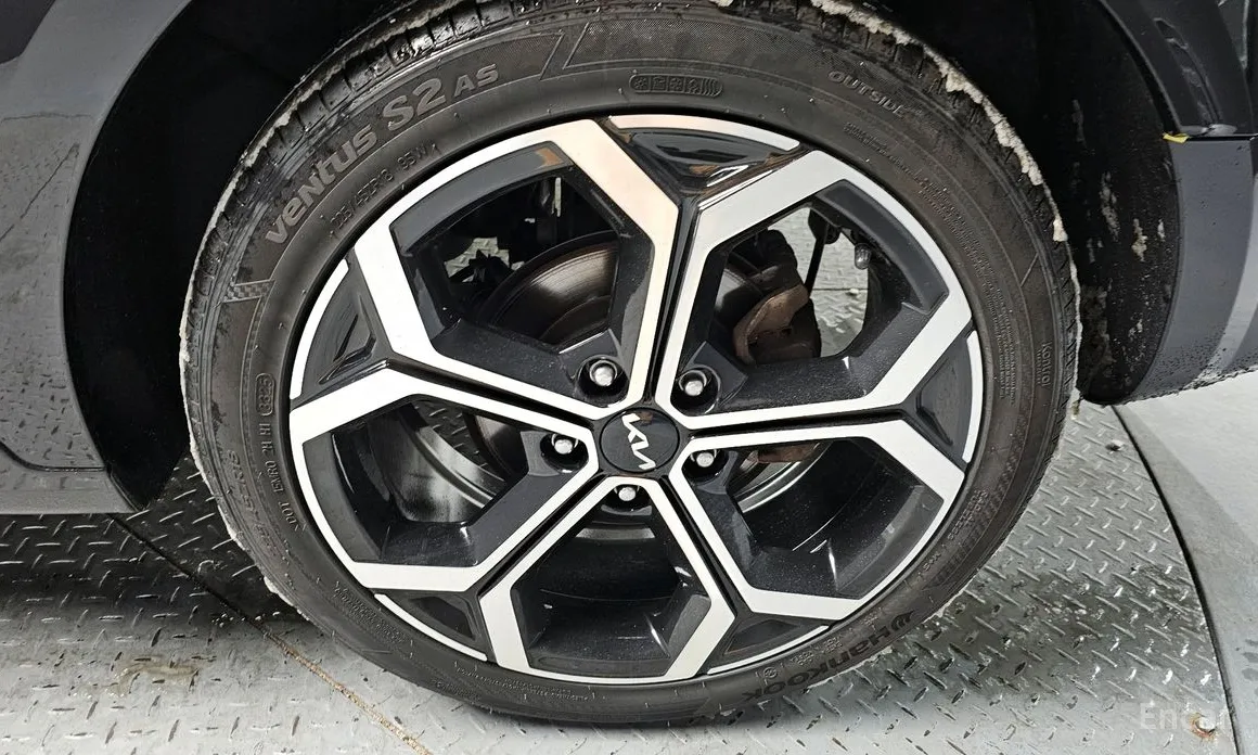 Фото 5 - Kia Niro