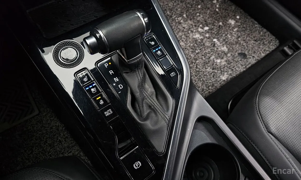 Фото 9 - Kia Niro