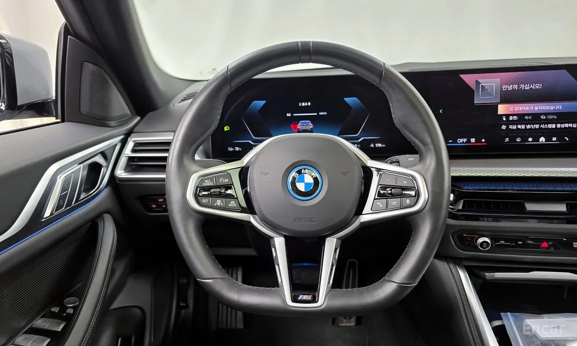 Фото 13 - BMW i4