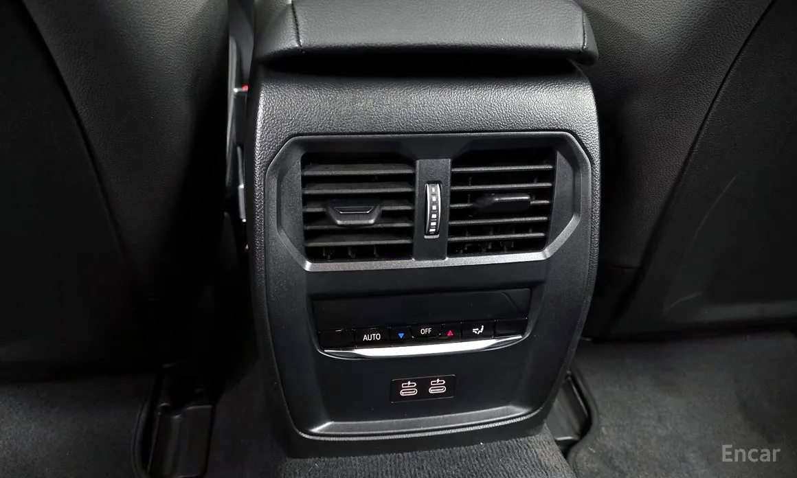 Фото 18 - BMW i4