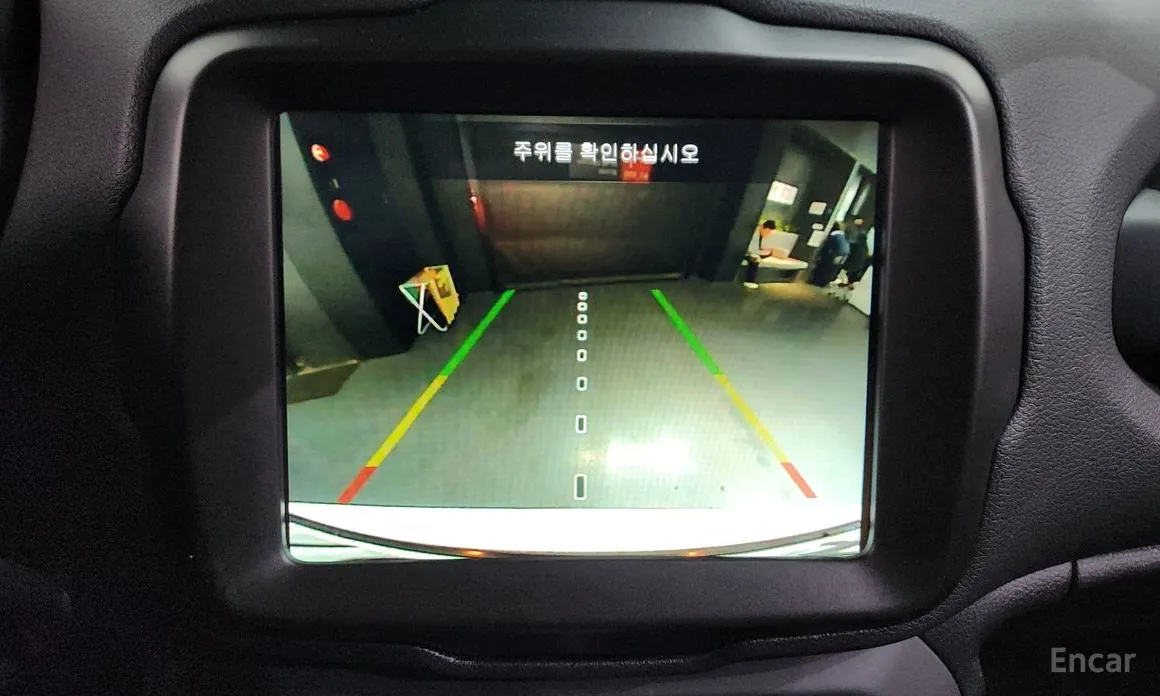 Фото 16 - Jeep Renegade