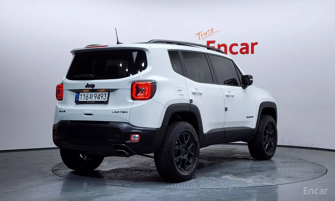 Фото 2 - Jeep Renegade